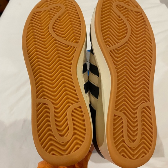 Adidas Superstar XLG Sz 6.5 NWT - Picture 6 of 6